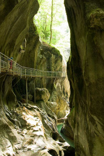 gorges-pont-du-diable-mai09-3-3015