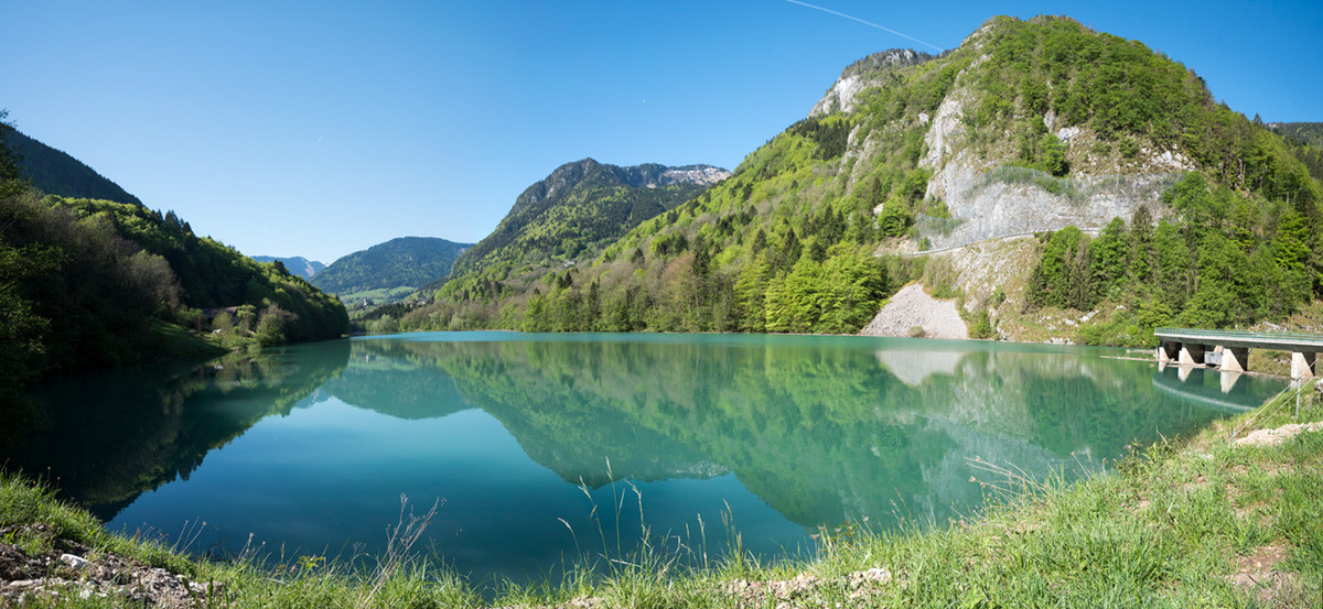 Lac et barrage du Jotty