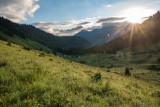 Au pied du Roc d'Enfer - © Yvan Tisseyre / OT Vallée d'Aulps Au pied du Roc d'Enfer
