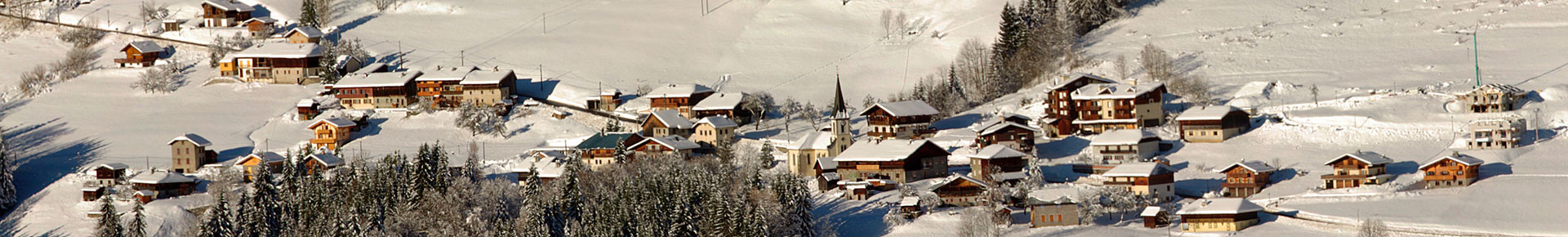 Le village de La Côte d'Arbroz en hiver