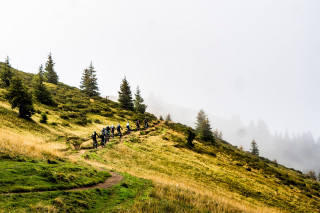 Sortie de ebike dans le brouillard