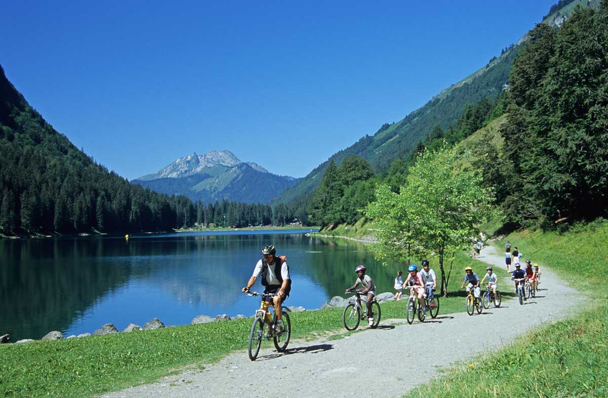 Sorties VTT encadrées - © Yvan Tisseyre/OT Vallée d'Aulps Sorties VTT encadrées