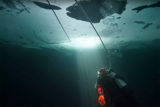 Vidéo de plongée sous glace