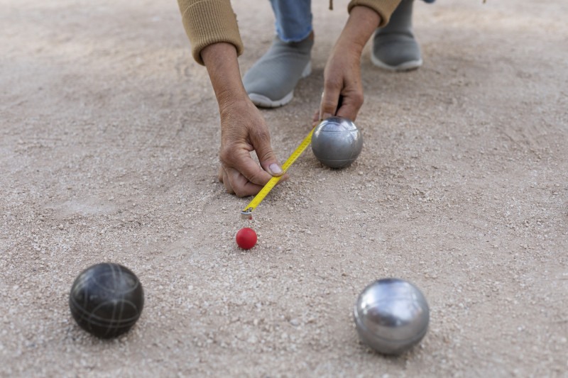 Concours de pétanque.